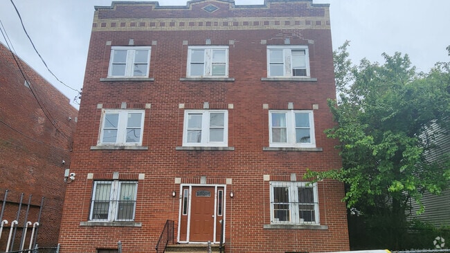 Building Photo - 41 Nelson St Unit 5 Rental