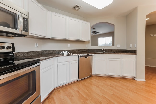 Photo - 2156 W Splitwood Pl