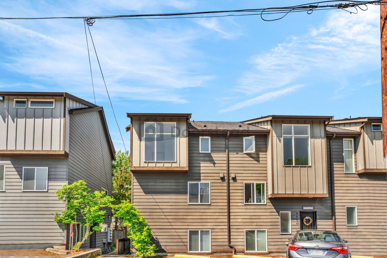 Photo - 3936 14th Ave S (Seattle, WA)