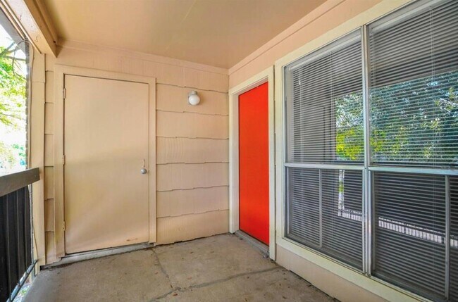 Photo - 8201 Richmond Ave. Unit True