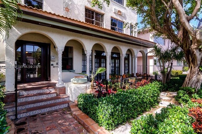 Photo - 934 Michigan Ave Unit 301