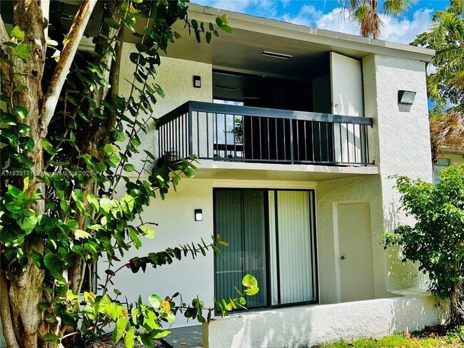 Photo - 4001 N University Dr Unidad 103 Rental