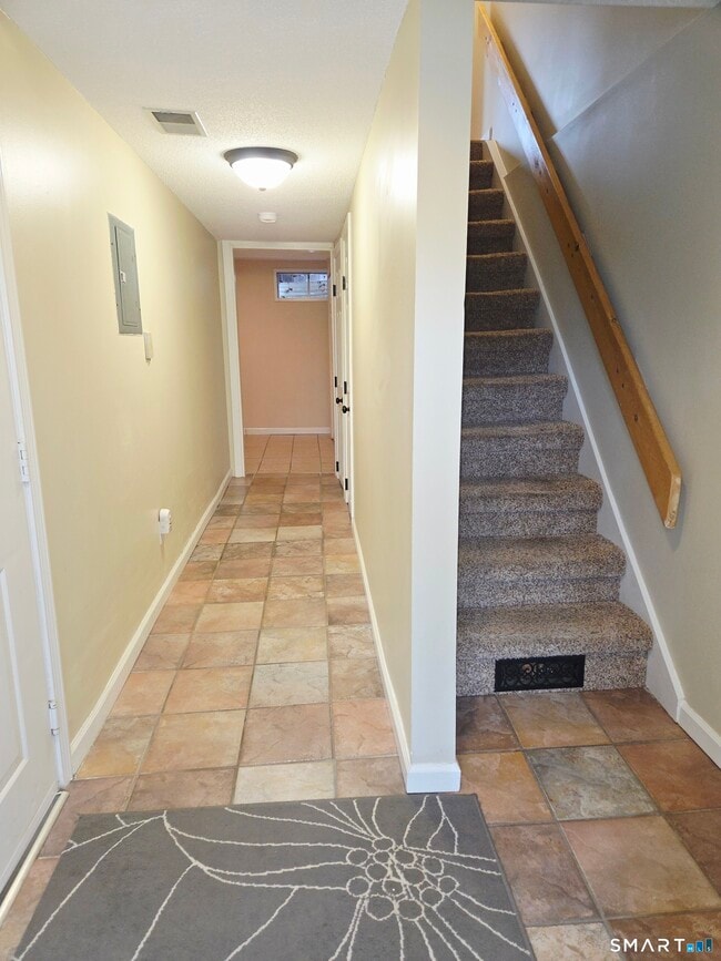 Photo - 12 W Meadow Ln Unit 2