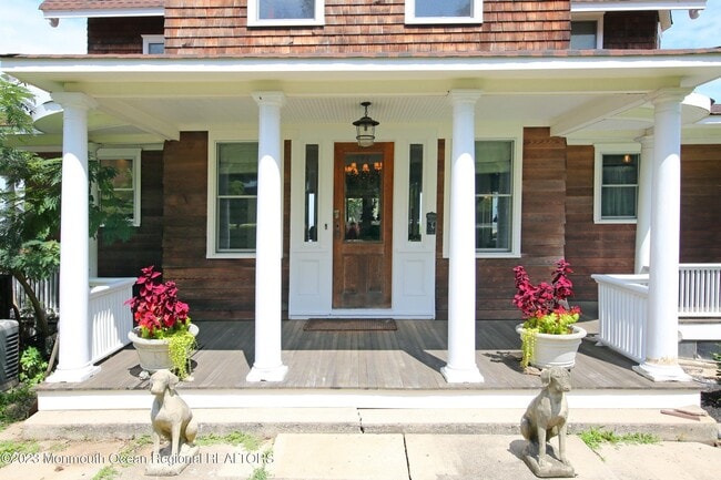 52 Navesink Ave