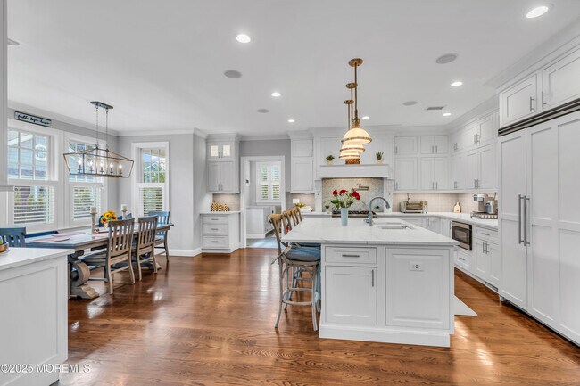 Photo - 211 Lorraine Ave