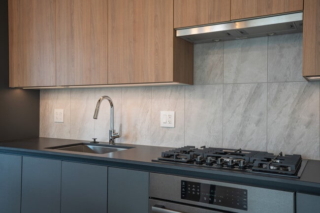 Photo - 234 W Polk St Unidad 2402