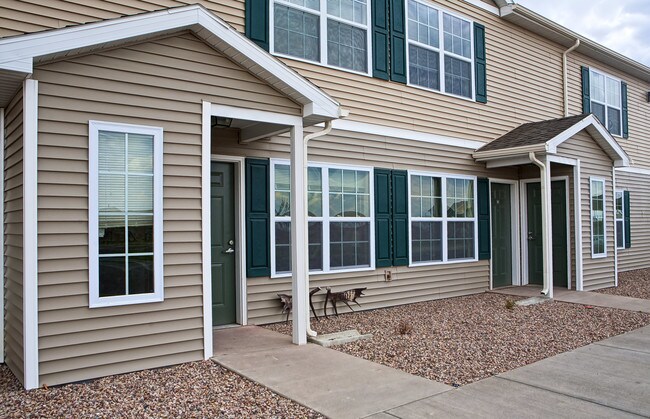 Marbleton Pinewood Apartments