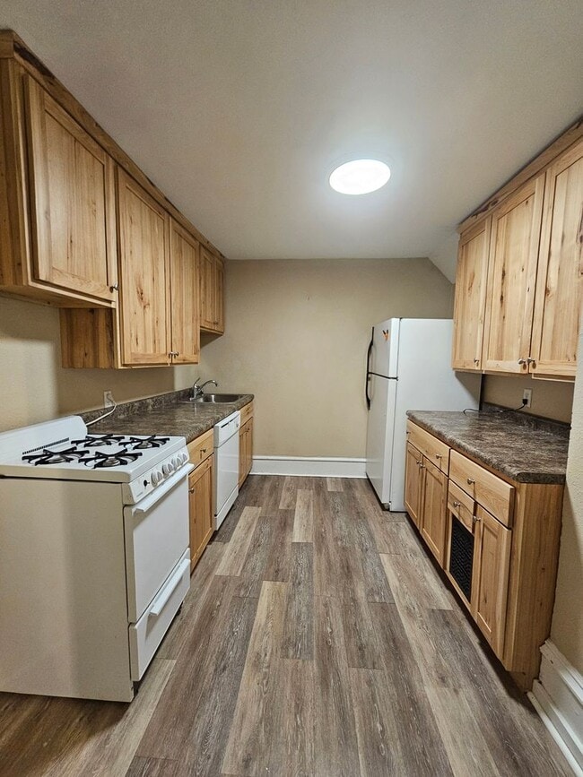 Photo - 2 Bedroom 1 Bath Unit 1123 1/2 W 22nd