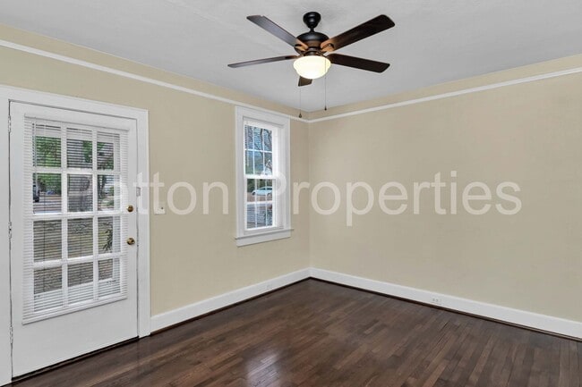 Photo - 822-824 Cedar Terrace - Inside CofC - R16404-08-23 Unit 822