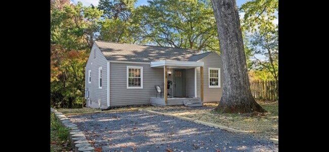 Photo - 228 Keswick Ave