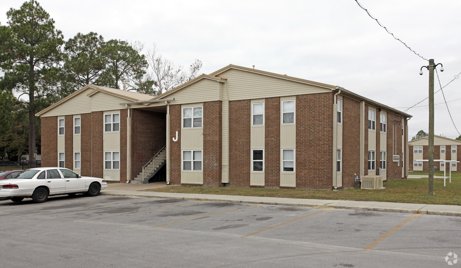 Henry Kirkland Garden Apartments - Henry Kirkland Garden Apartments