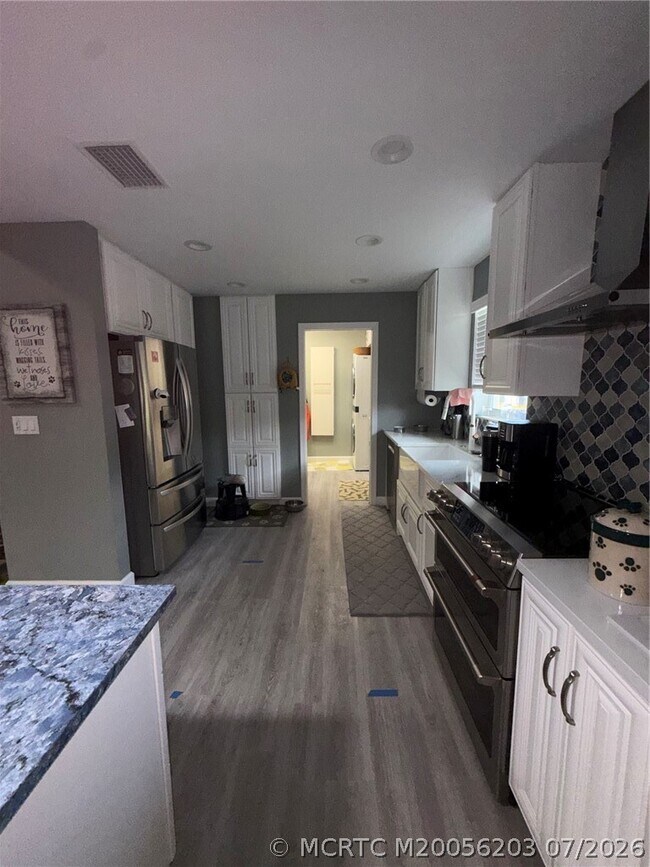 Photo - 2880 SE Fairway W Unit 1