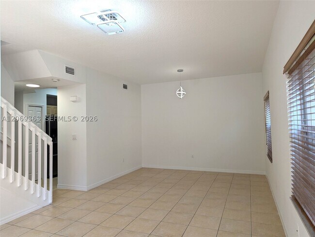 Photo - 10645 SW 8th St