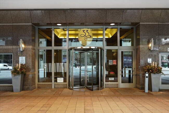 Photo - 33 W Ontario St Unit 24I