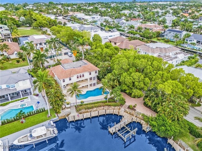 Photo - 1825 6th St S