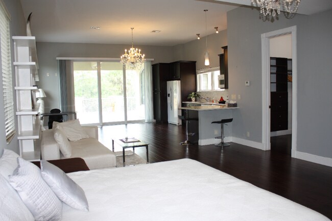 Photo - 5862 Homeland Rd