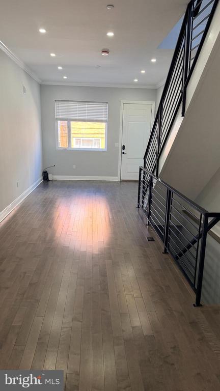 Photo - 2248 Earp St