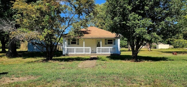 Photo - 1913 W Cherry St House