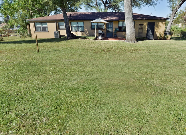 Photo - 1111 Florence St