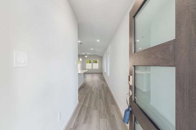 Photo - 16703 Sterling Clf St