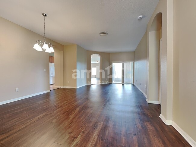 Photo - 1304 Emerald Hill Way