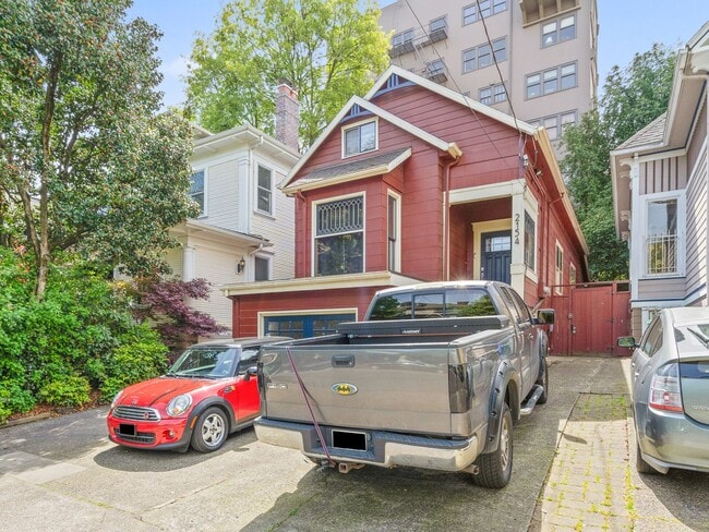 Photo - 2154 NW Everett St