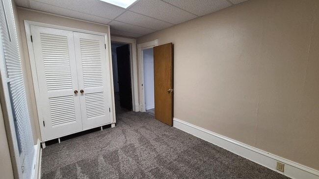 Photo - 615 W Main St
