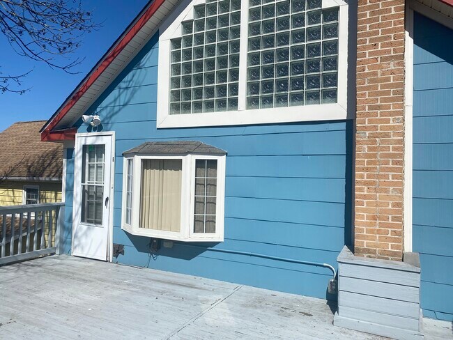 Outside with deck - 2 Berlin Rd N Apartments Unit B