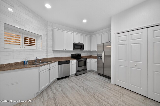 3641 Titanic Cir