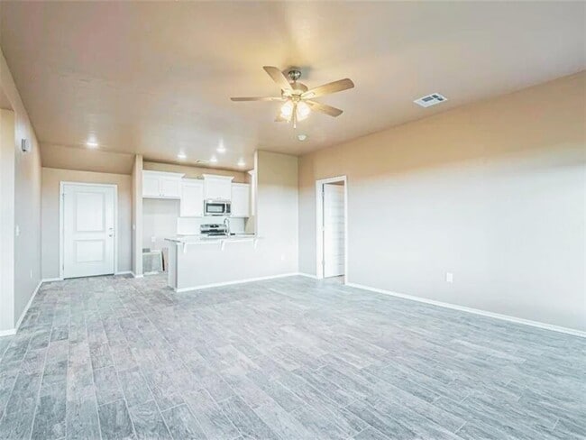 Photo - 1628 Highland Loop