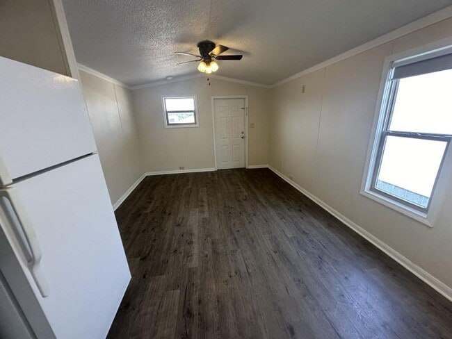 Photo - 2440 TX-16 Unidad 301