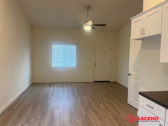 Photo - 8405 Frankie Lou St Unidad 8405 Frankie Lou Street - A