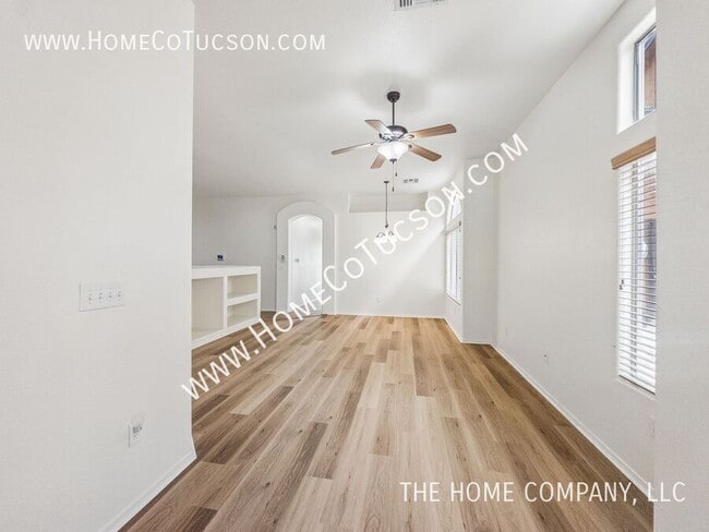6039 S Avenida Las Monjas