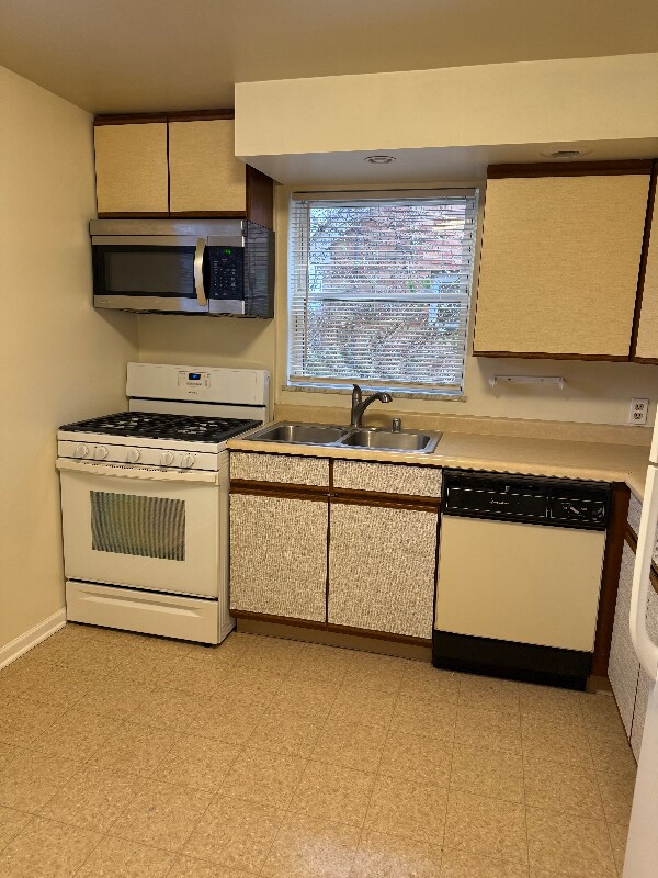 Photo - 1064 Anderson Ferry Rd Unidad 2