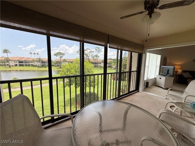 Building Photo - 5590 Trailwinds Dr Unit 421 Rental