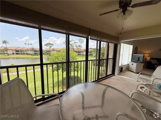 Building Photo - 5590 Trailwinds Dr Unit 421 Rental