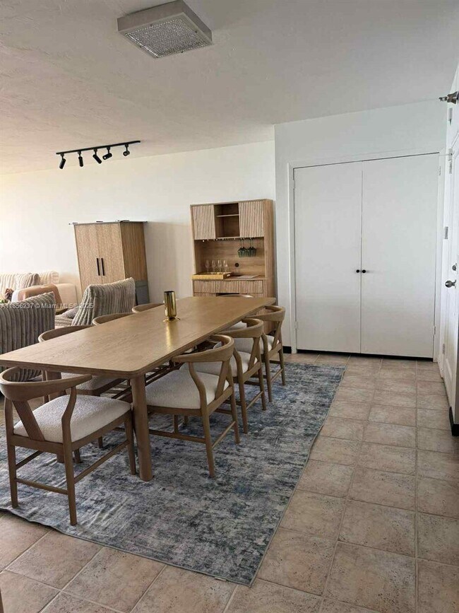 Photo - 10185 Collins Ave Unit 818