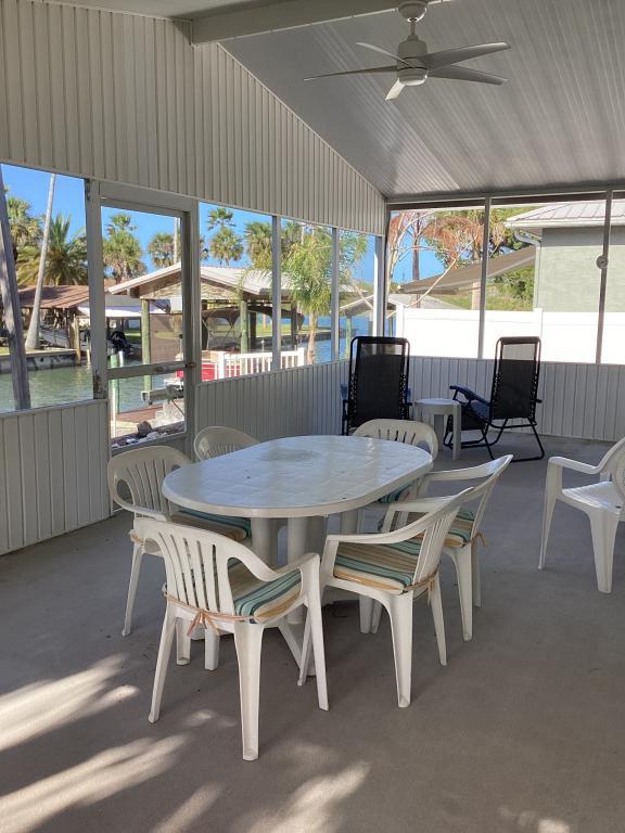 Photo - 189 Lewis St