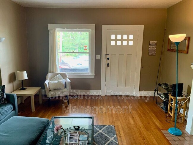 Photo - 227 NW 23rd St