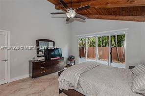 11315 SW 114th Cir Terrace