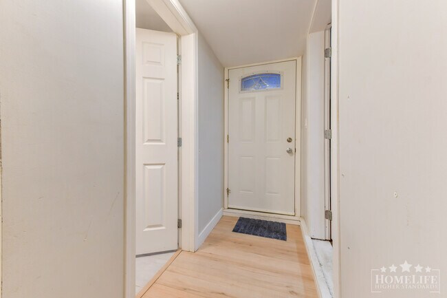 Spacious 2 Bedroom 1 Bathroom Basement Suite for Rent – North Delta