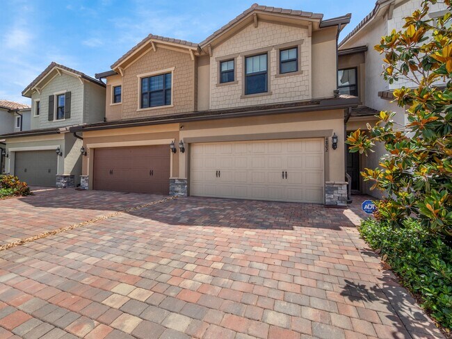 4802 San Fratello Cir