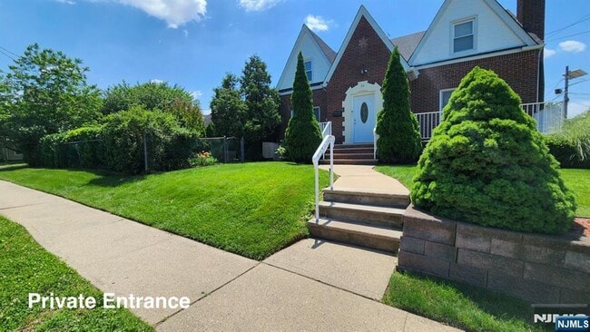 Photo - 63 Hamilton Ave Townhome