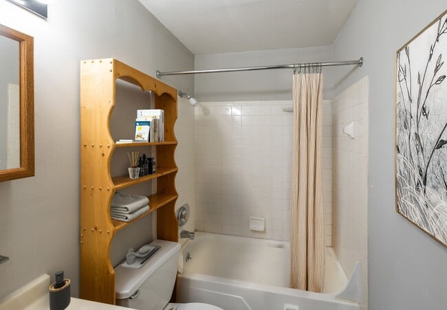 River Pointe Townhomes