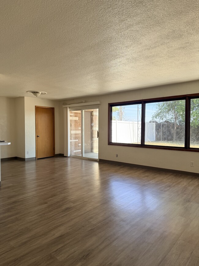 Photo - 539 W Crest Dr Unidad 6