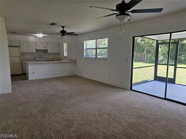 Photo - 234 Nicholas Pkwy W