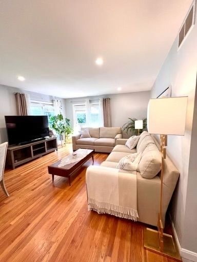 Photo - 8 Kennedy Dr