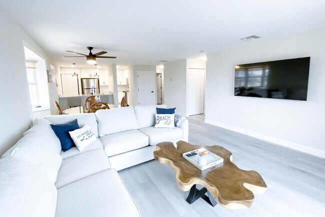 Photo - 1550 S Ocean Dr Unit 19