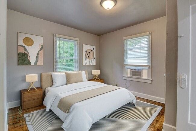 Photo - NEWLY REMODELED! Bungalow in the heart of KW!