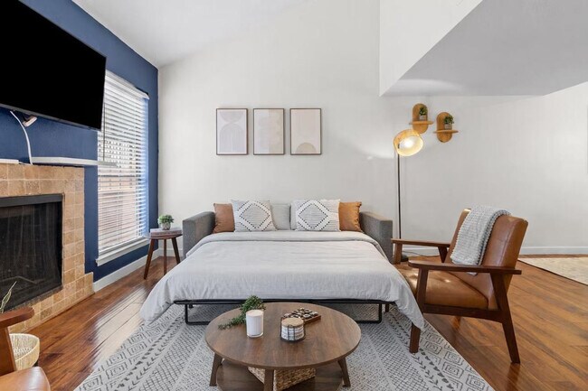 Building Photo - 800 S 1st St Unit SI ID1422351P